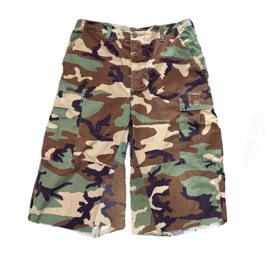 Lost Habits Flare Cargo Camo Shorts